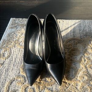 Elegant Black Women's Shoes
